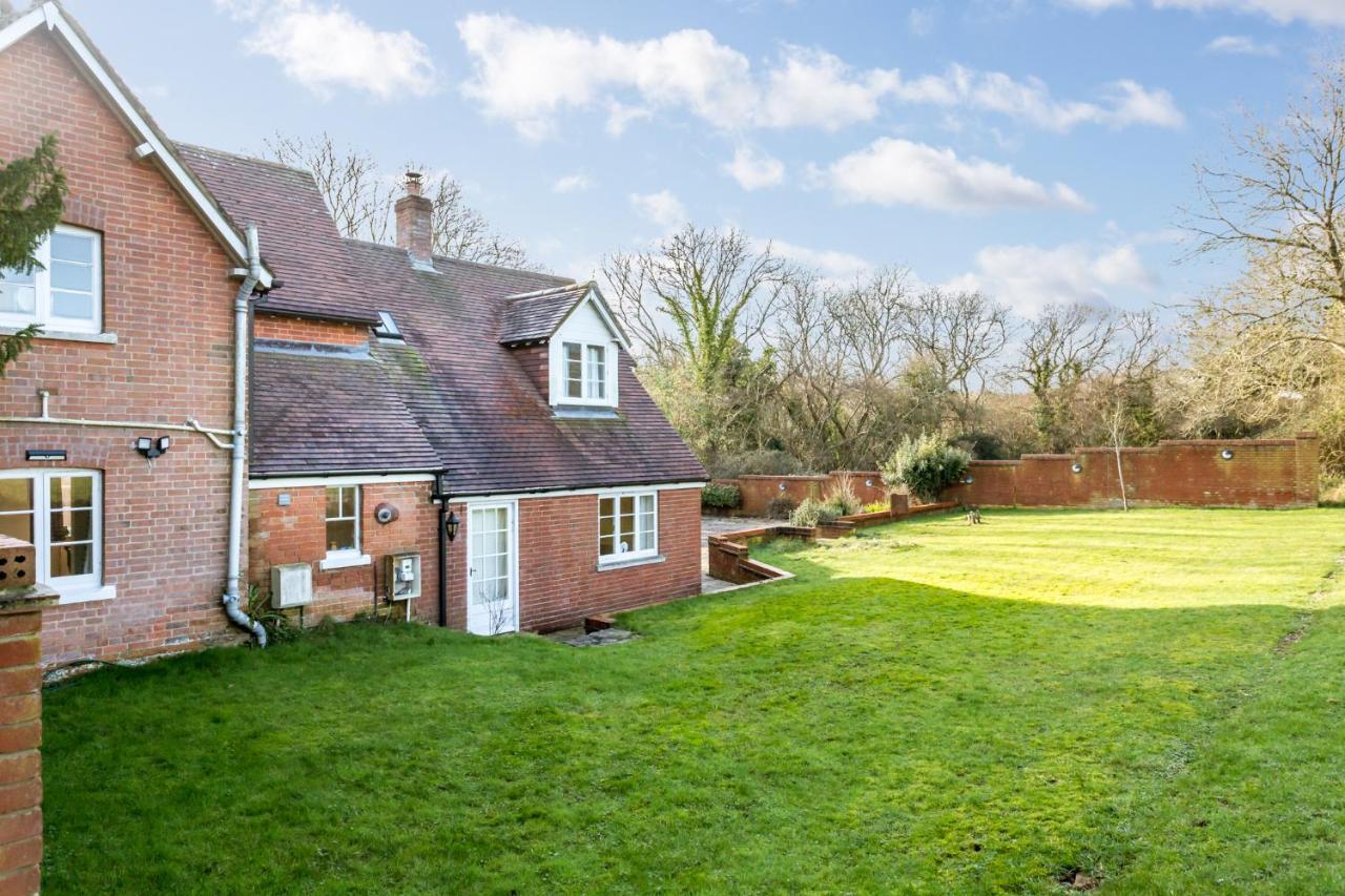 Yards Brake On 40 Acres Of Private Land Villa Langton Matravers Екстериор снимка