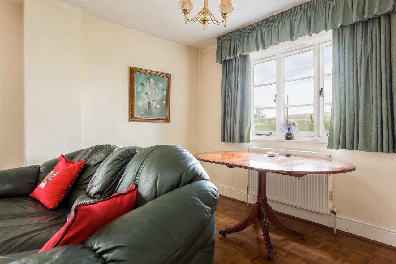 Yards Brake On 40 Acres Of Private Land Villa Langton Matravers Екстериор снимка